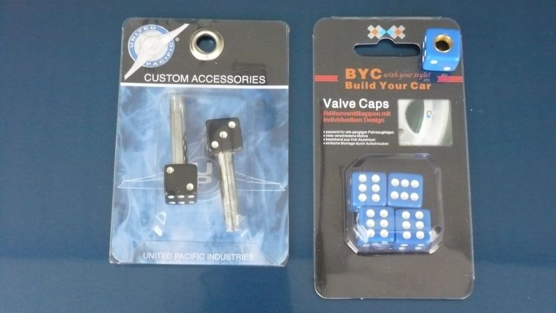 Vave Caps (blau) neu und orig. verpackt 8 € Versand 1,10 €<br />und<br />Door Look Knops (schwarz) gebraucht<br />6 € Versand 1,10 €