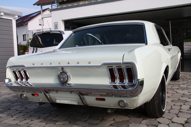 ...wenn die Sonne draufscheint gibts nen Mint-Stich... kommt grad nicht ganz so gut raus!