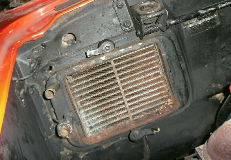 Vorher! Heizungskühler war eh defekt.