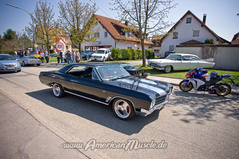 Buick Skylark 1966 vorne seite meiner.jpg