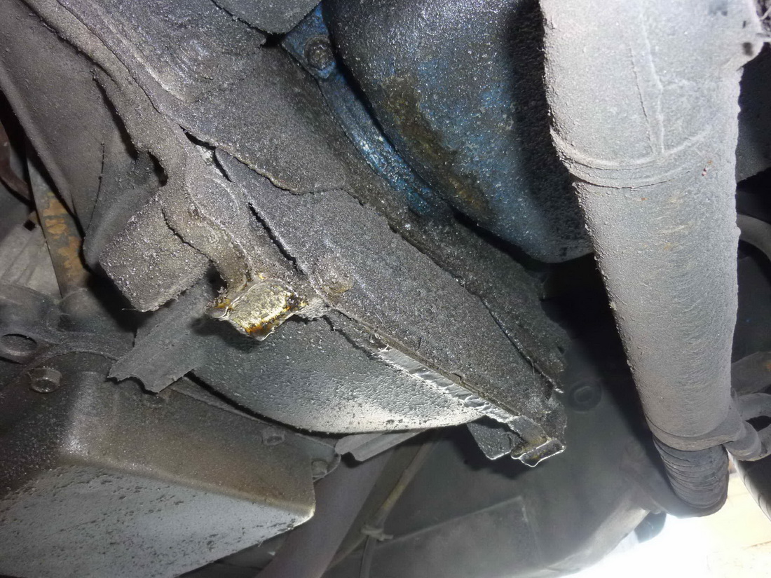 feuchte Stelle Getriebe.jpg