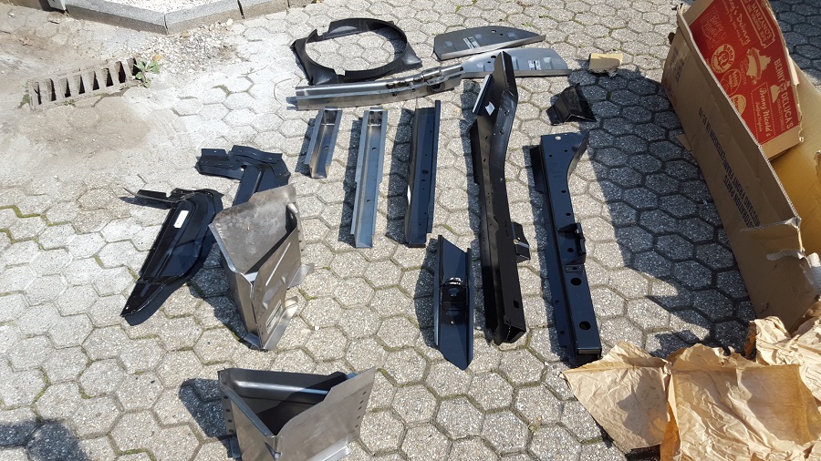 ...eine Menge Bruzzelware ;)