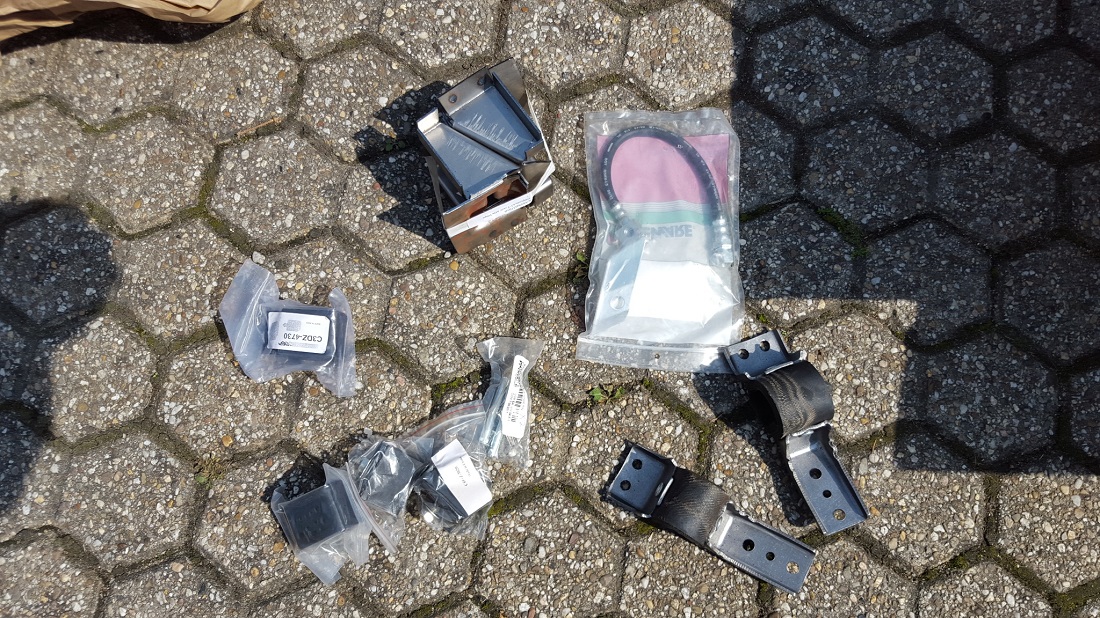 Bremsleitung, Auspuffhalterung, Aufschlaggummis