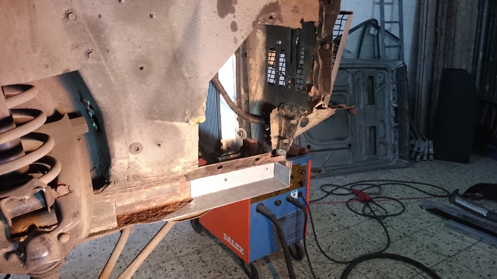 Dann der Träger Vorne Rechts