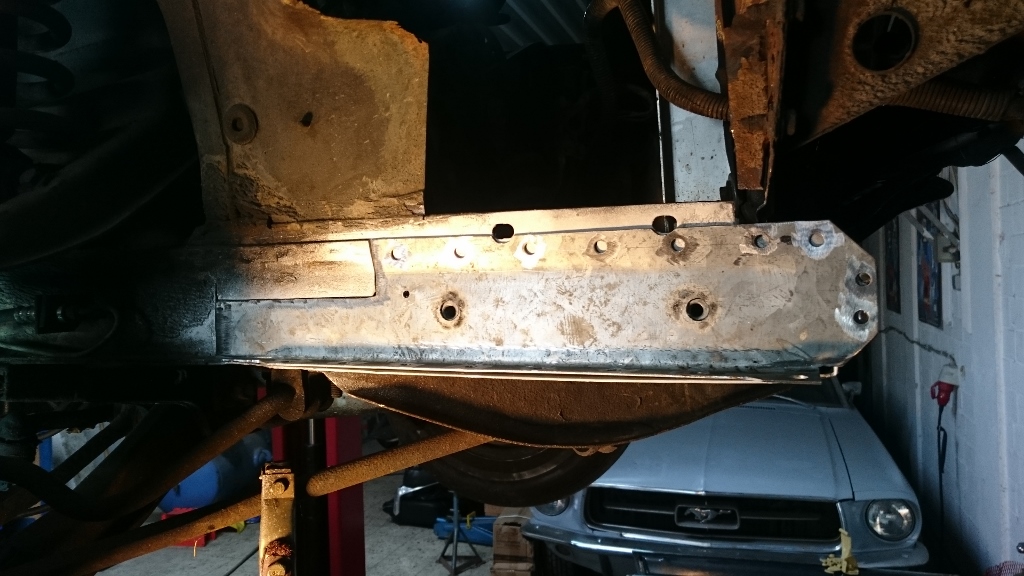 nachdem der Träger selbst ausgetauscht ist, fehlt noch der richtige deckel.