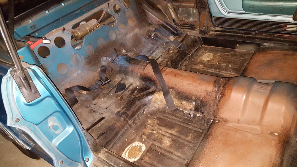 Interieur hinten raus...