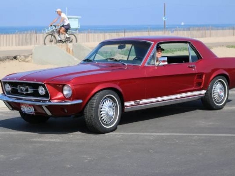 ford-mustang-coupe-390-1805-1.jpg