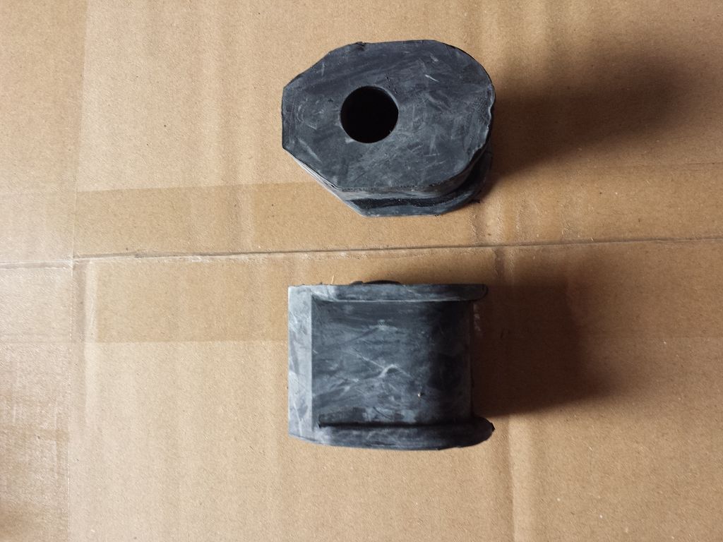 1965/66 Sway Bar Bushing Rubber 5/8&quot; Pair - 15 Euro