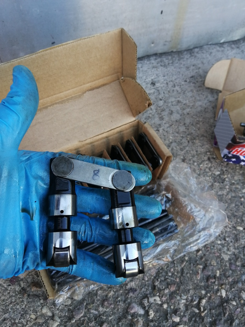 Solid Roller Lifter hinten