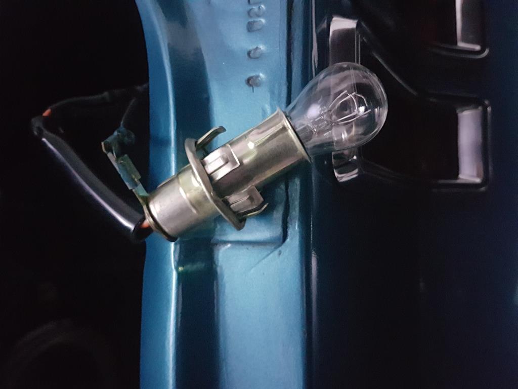 Fassung Rueckleuchte.jpg