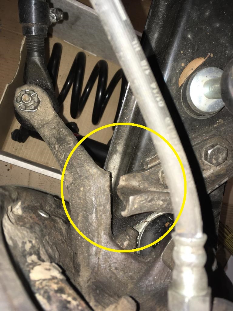 Distanz zwischen Flügel und Spindle Beifahrerseite