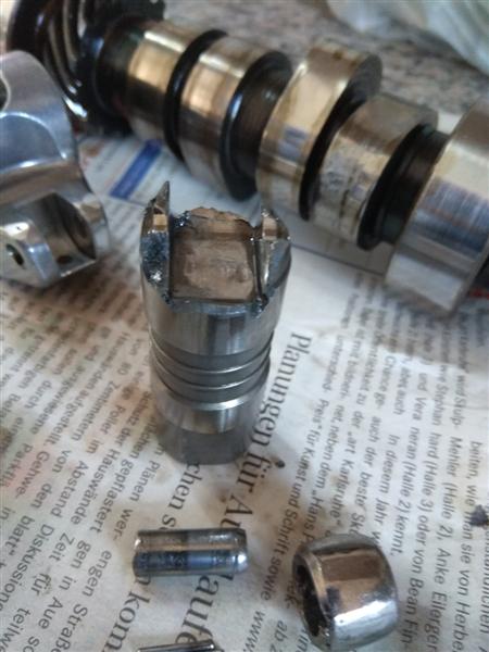 Lifter, Rolle, Kipphebel und Nocke