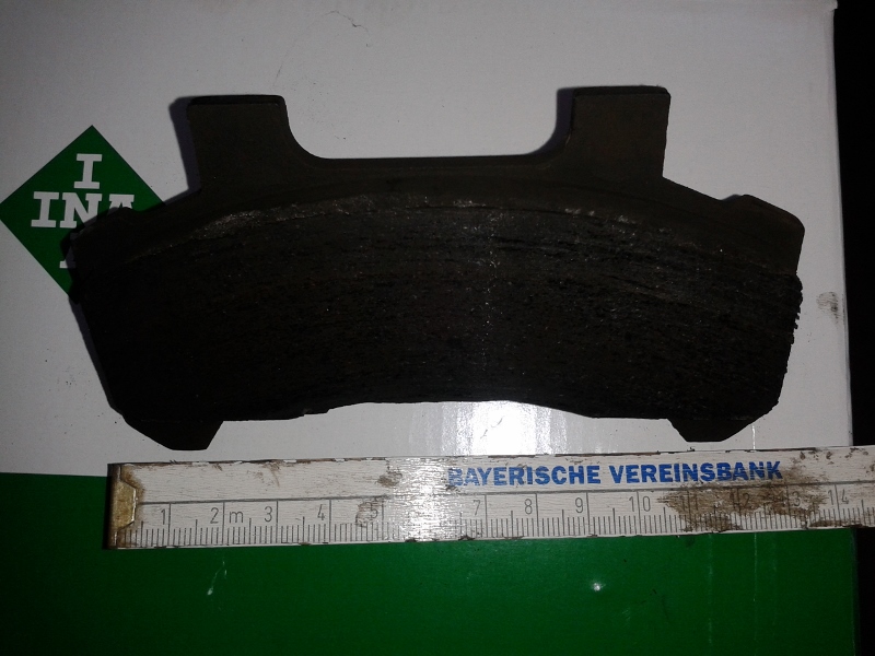 Bremsbelag innen 2 (800x600).jpg