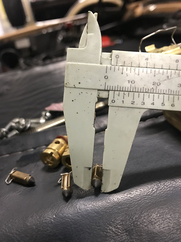 Kopfgröße ca. 3,9mm jetzt