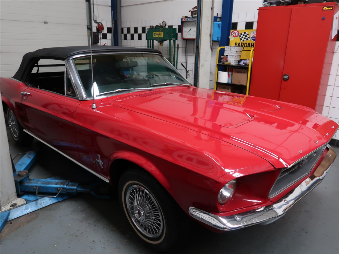 190202-145417-Mustang Movie Cars (Large).JPG