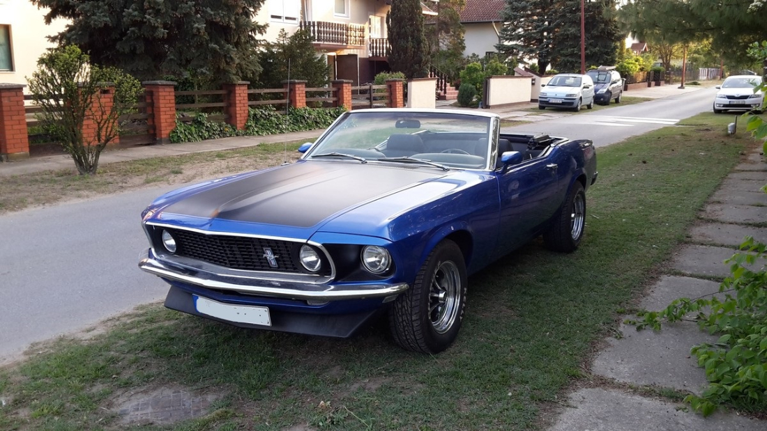 2019-05-08 19-06 Mustang und e24 2.jpg