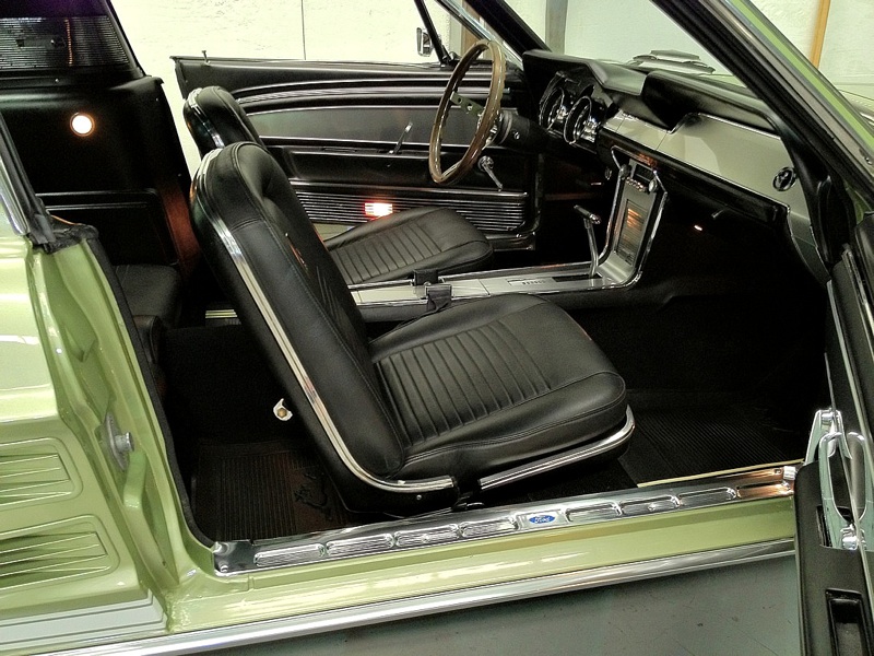 1967-mustang-fastback-gt-s-code-390-08.jpg