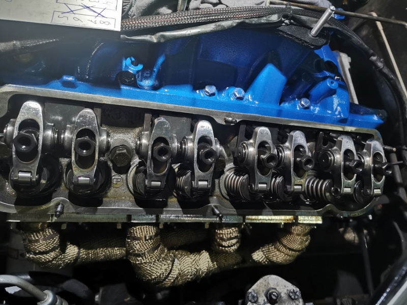 Motor Krümmer