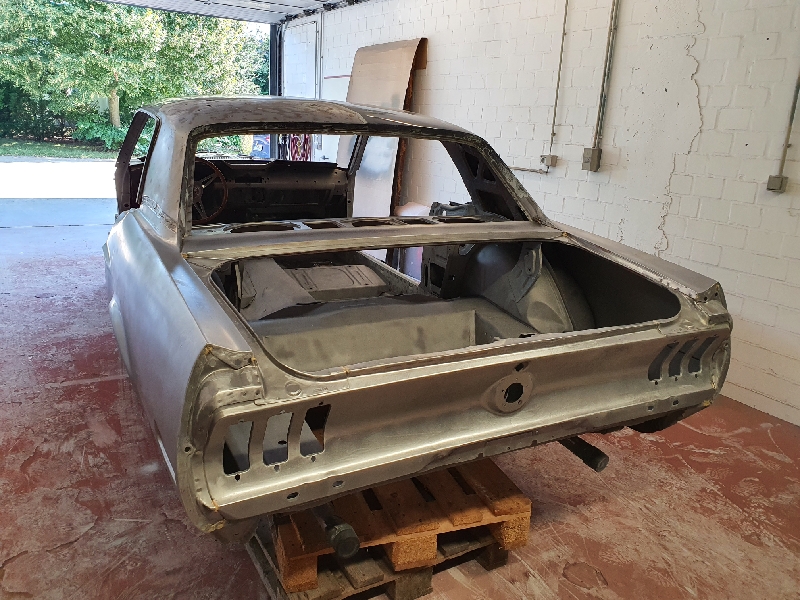 Trockeneis strahlen mit partitionellen Sandstrahlen