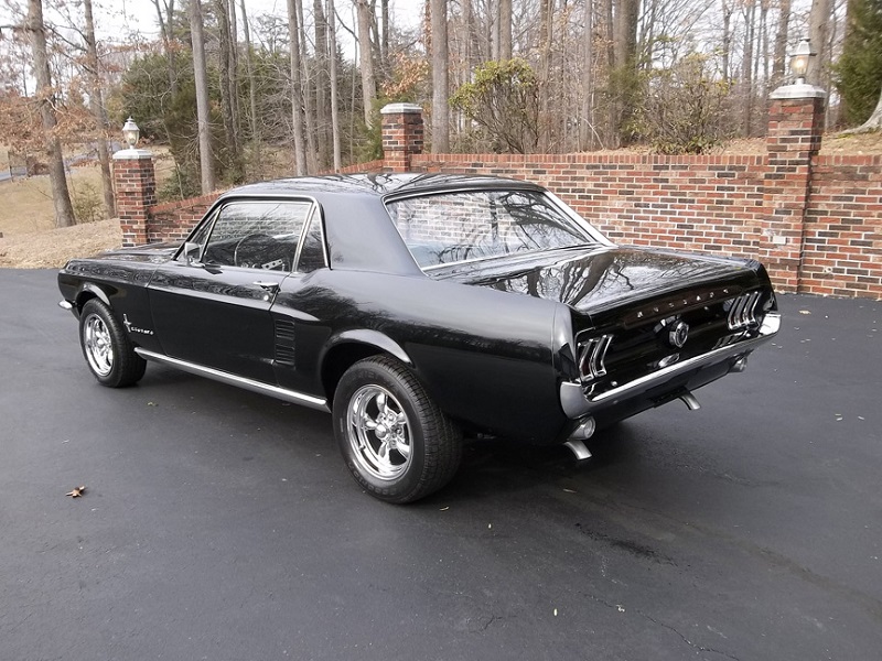 Mustang Cpe 1967 Black_1147_6.jpg