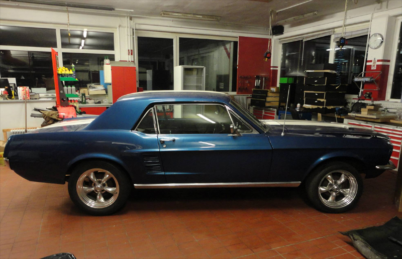 Dat isser!<br />Jetzt bitte keine Komentare wegen der Felgen.<br />Das wird meine Auto und keine Kopie!