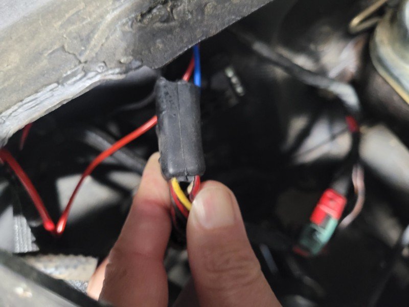 Main disconnect1.jpg