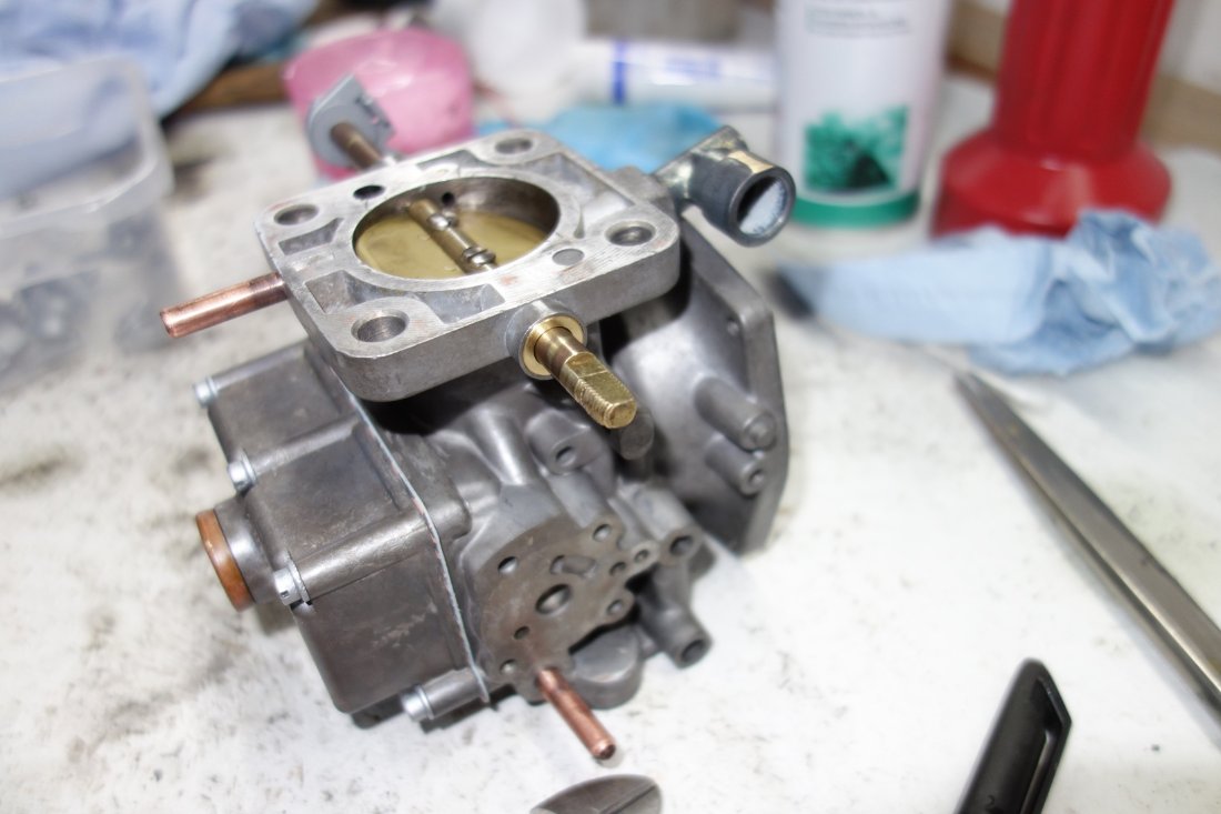 Vergaser gereinigt.jpg