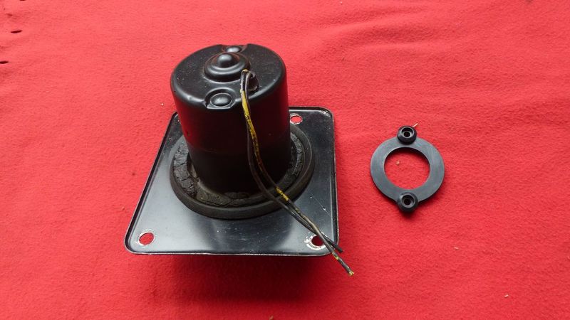 Lüftermotor von vorne.JPG