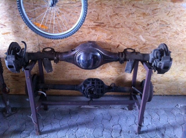 9Zoll Achse komplett.jpg