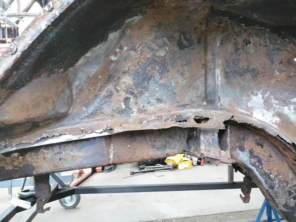 Es war soweit das der erste Gedanke wider hochkam "ich rufe den Örtlichen Schrotthändler an er soll Ihn holen"