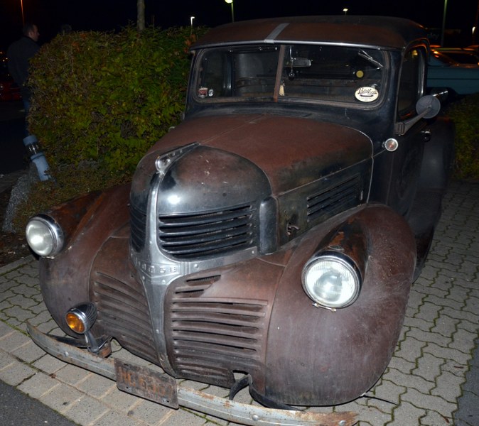 DSC_3712_674x600.JPG